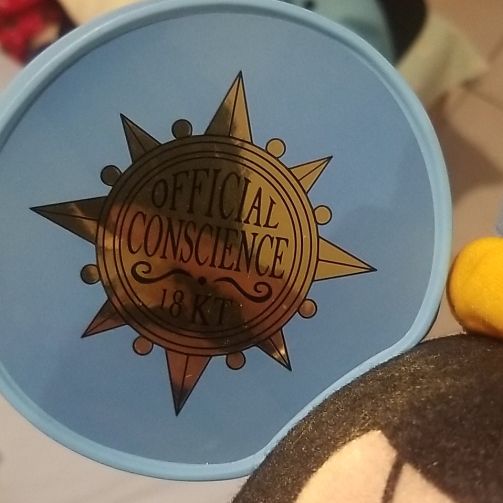 Disneys Pinocchio Mickey Ears - Picture 3 of 6